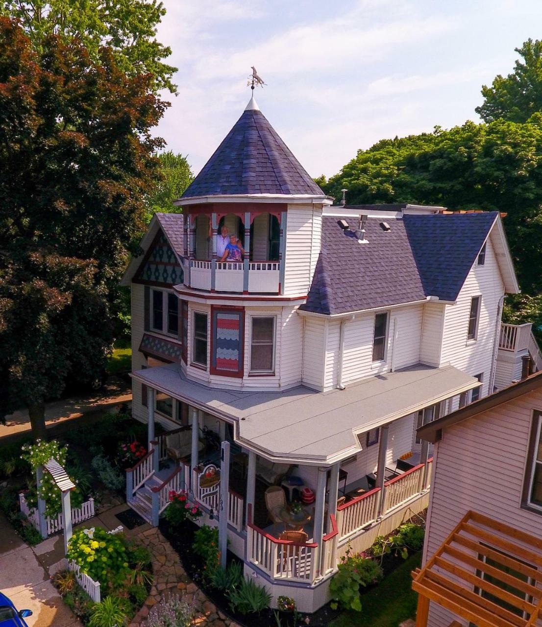 Amherstburg Bondy House Bed & Breakfast מראה חיצוני תמונה