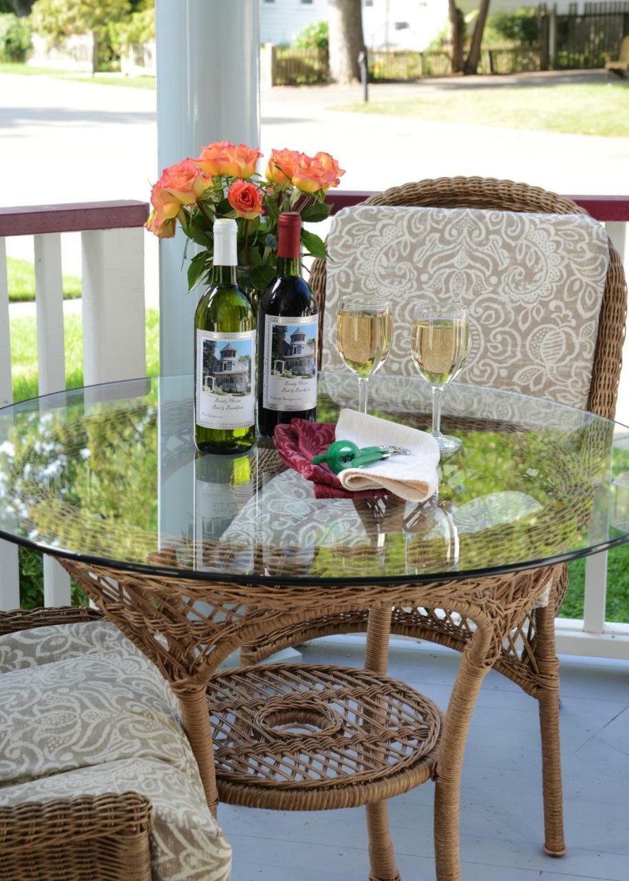 Amherstburg Bondy House Bed & Breakfast מראה חיצוני תמונה