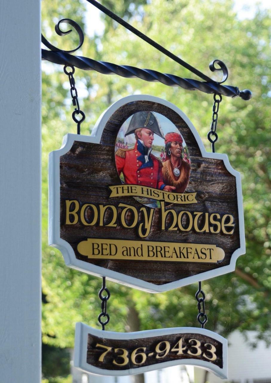 Amherstburg Bondy House Bed & Breakfast מראה חיצוני תמונה